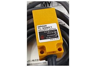 Omron Proximity Switch